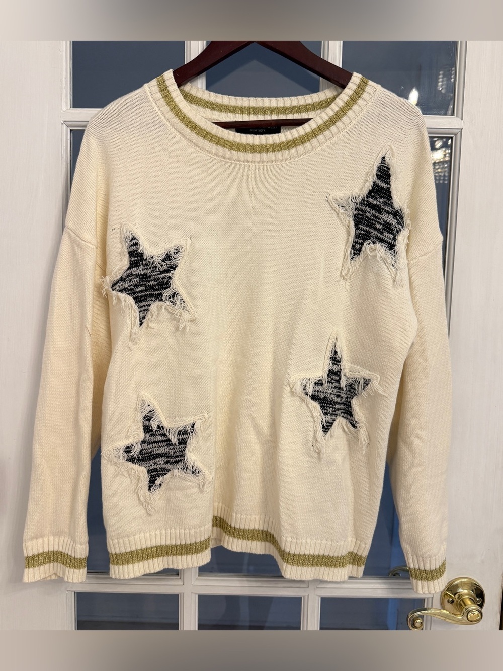 CENTRAL PARK WEST Women’s Ivory Star Detail Crewneck Sweater Size L